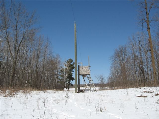 Deer Stand in Right-of-Way